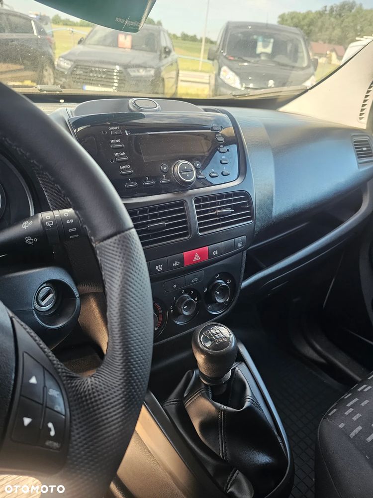 Opel Combo - 9