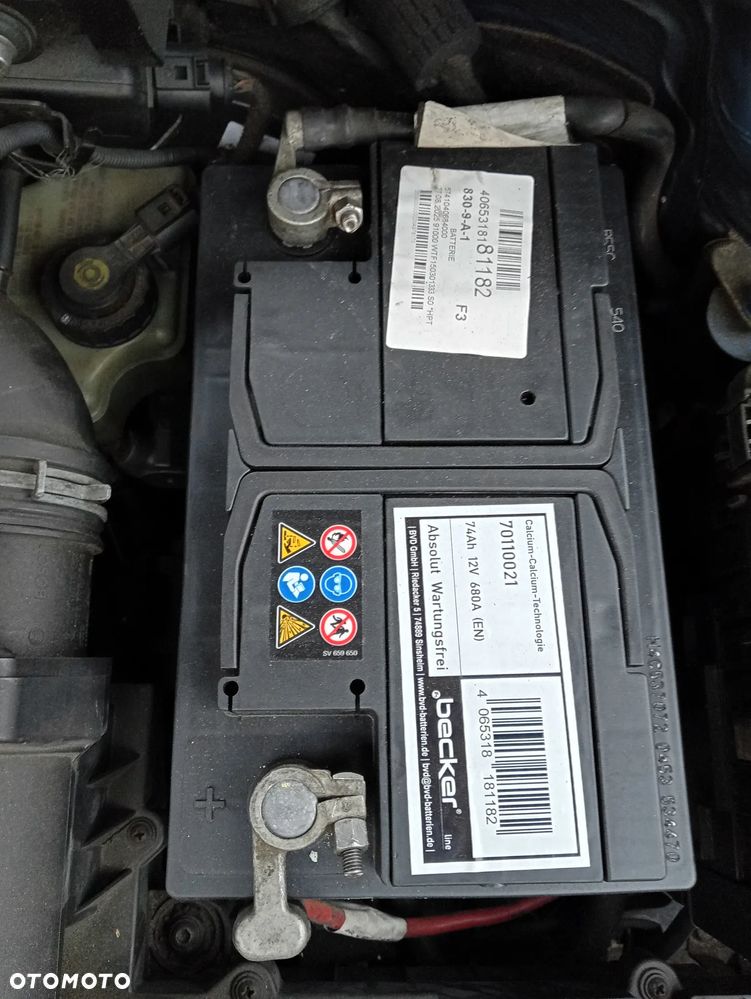 Volkswagen Golf 1.9 TDI Goal - 22