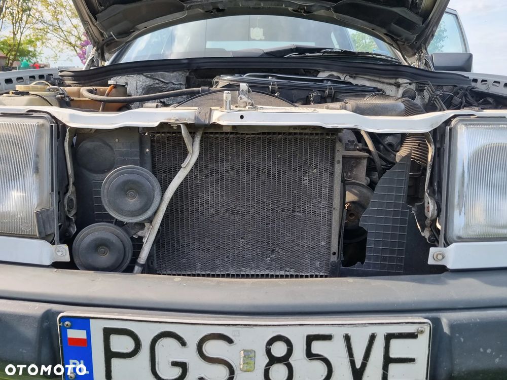 Mercedes-Benz W124 (1984-1993) - 15