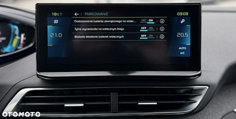 Peugeot 3008 1.6 PureTech Hybrid PHEV Allure Pack S&S EAT8 - 29