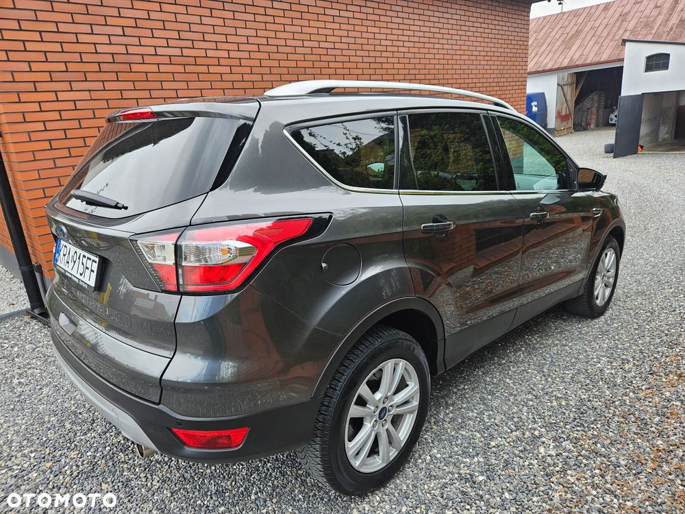 Ford Kuga - 16