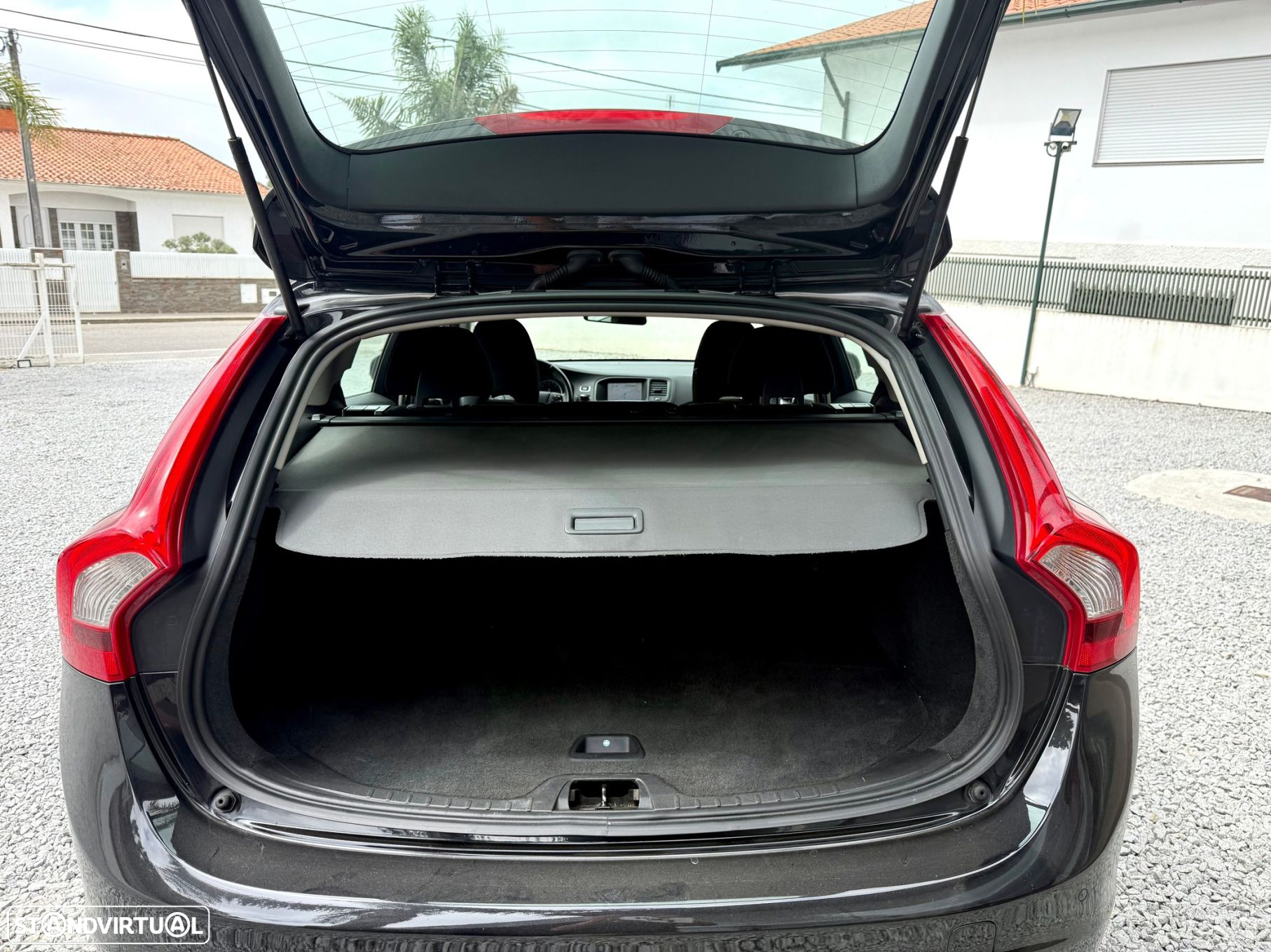 Volvo V60 1.6 D2 Drive Kinetic Start/Stop - 25