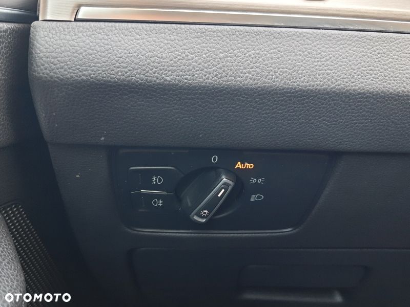 Volkswagen Passat 2.0 TDI BMT Highline DSG - 14
