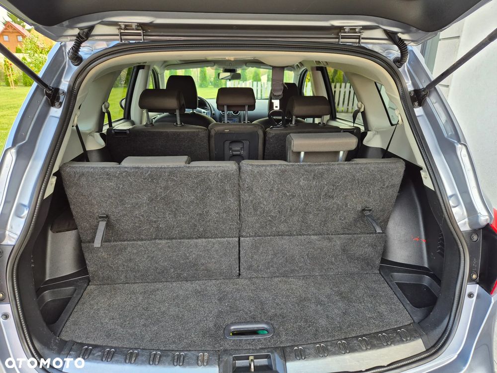 Nissan Qashqai+2 2.0 dCi 4x4 Visia - 36