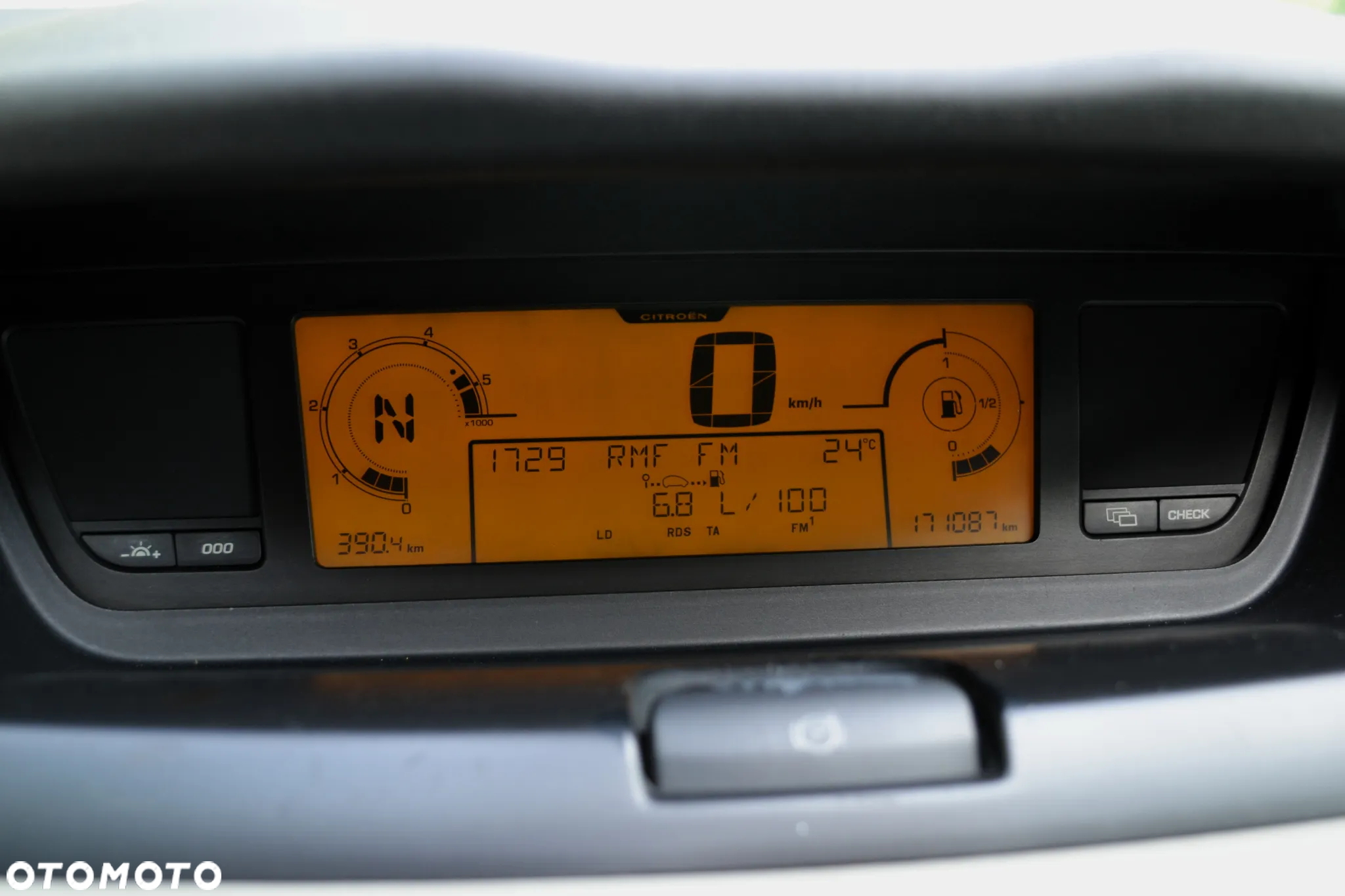 Citroën C4 Picasso 1.6 HDi FAP ESG6 Confort - 40