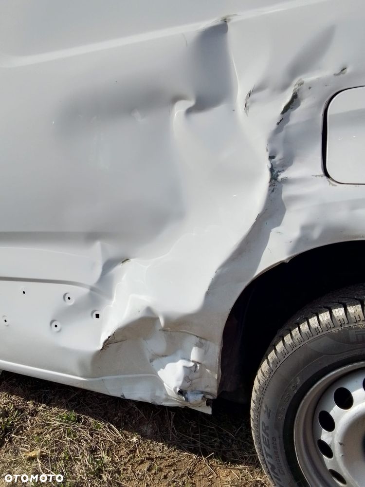 Peugeot Partner - 13