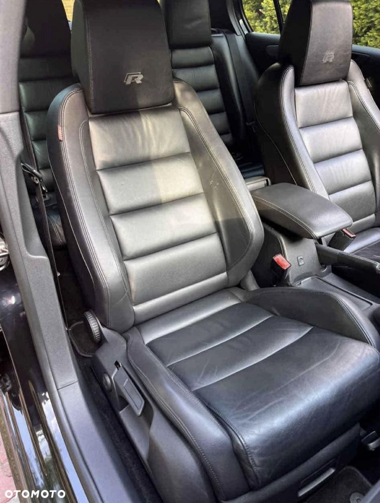 Volkswagen Golf - 15