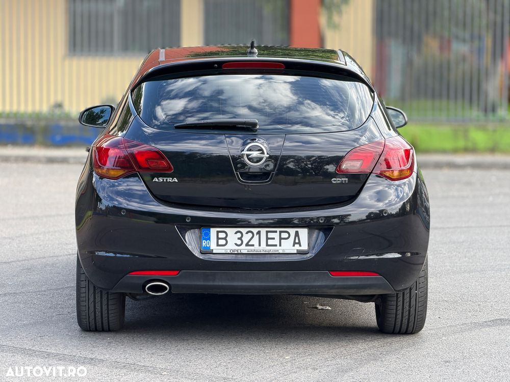 Opel Astra 2.0 CDTI Exklusiv - 5