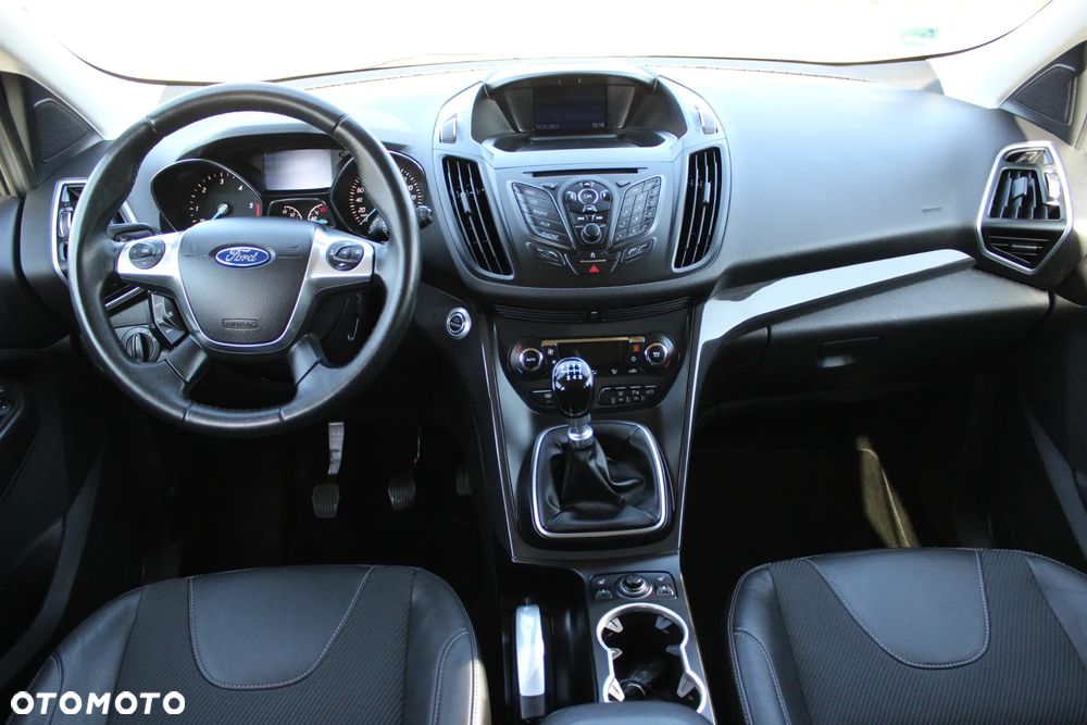 Ford Kuga 2.0 TDCi 4x4 Titanium - 26
