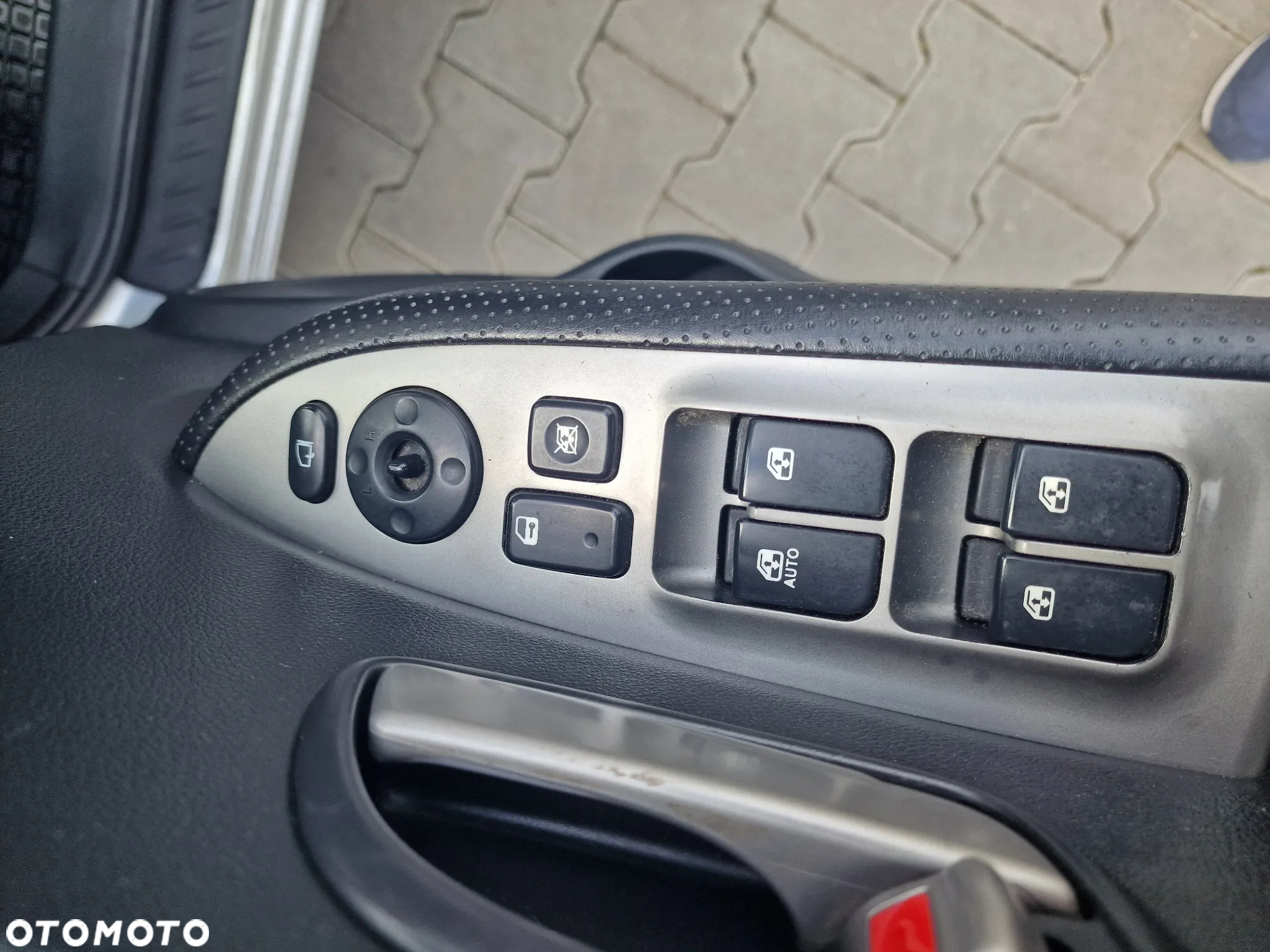 Kia Carens 2.0 CVVT Spirit - 9