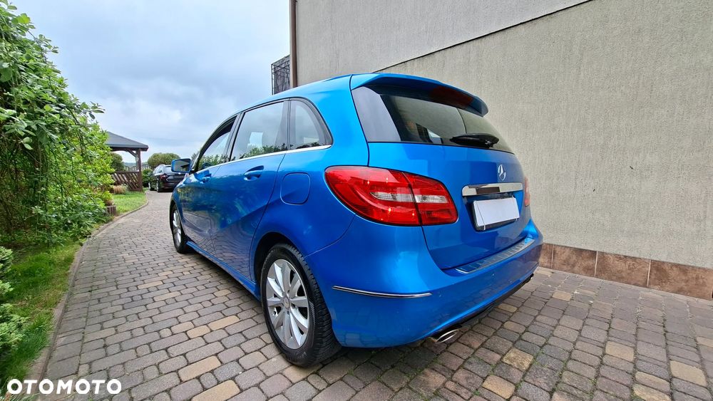 Mercedes-Benz Klasa B 180 CDI (BlueEFFICIENCY) - 3