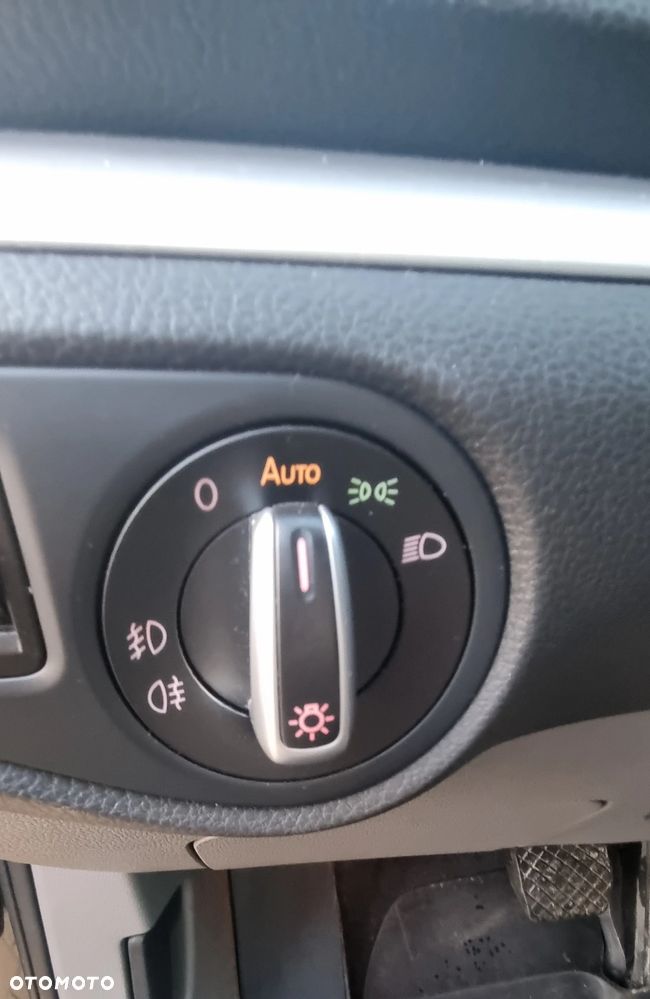 Volkswagen Sharan 2.0 TDI Highline DSG - 13