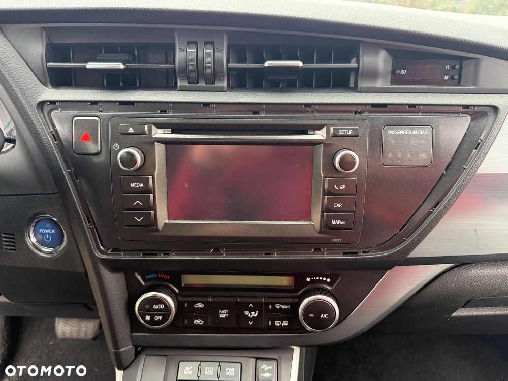 Toyota Auris - 21