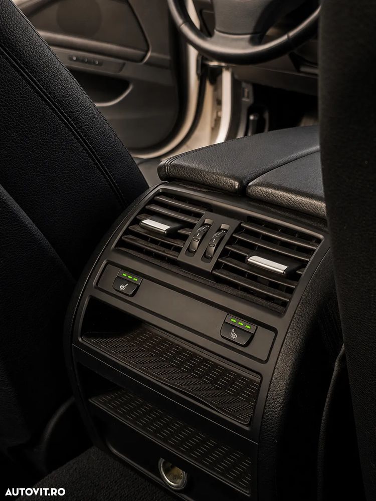 BMW Seria 5 520d Aut. Luxury Line - 14