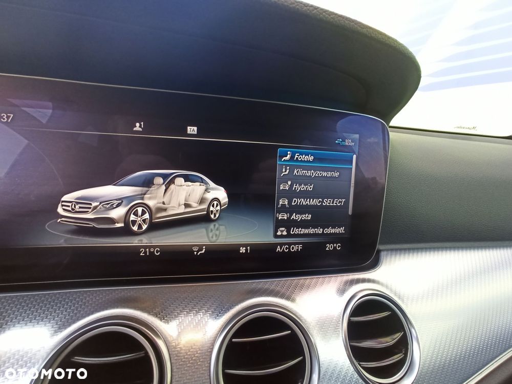 Mercedes-Benz Klasa E - 19