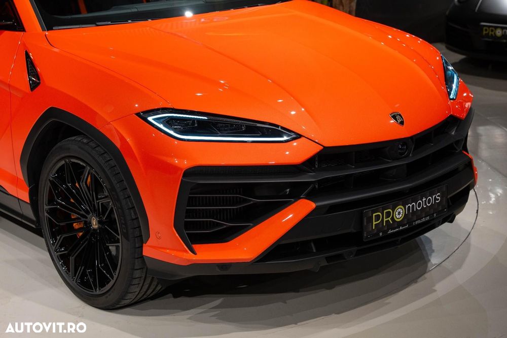 Lamborghini URUS - 9