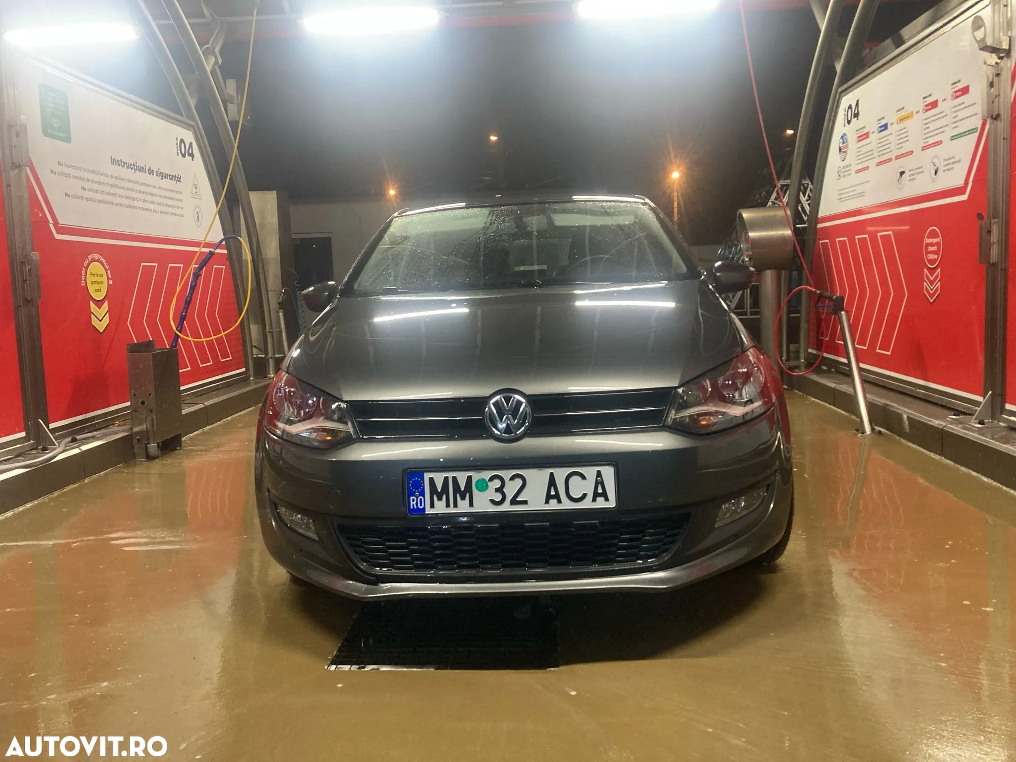 Volkswagen Polo 1.6 TDI Highline - 6