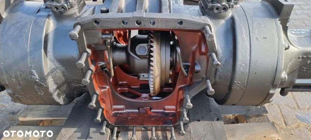 OBUDOWA TRAKTOR DEUTZ- FAHR AGROTRON 135 MECHANIZMU - 4