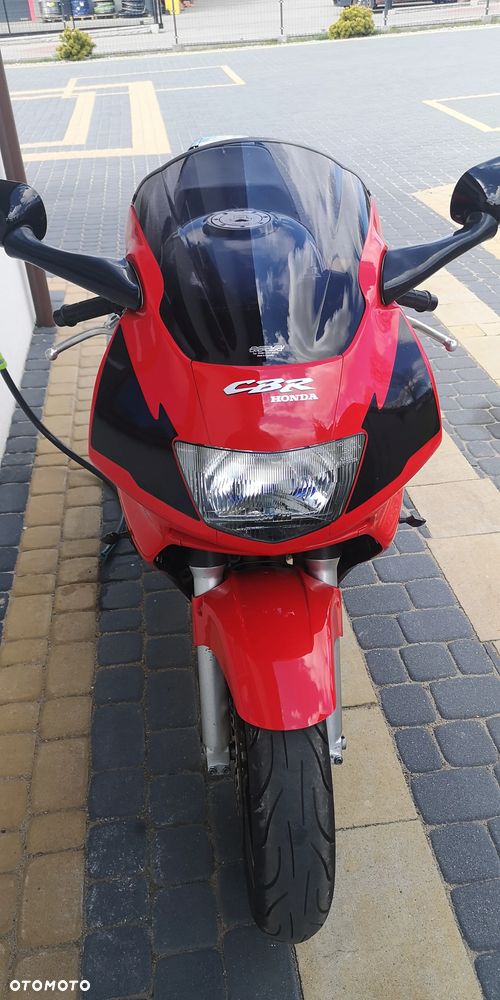 Honda CBR - 3