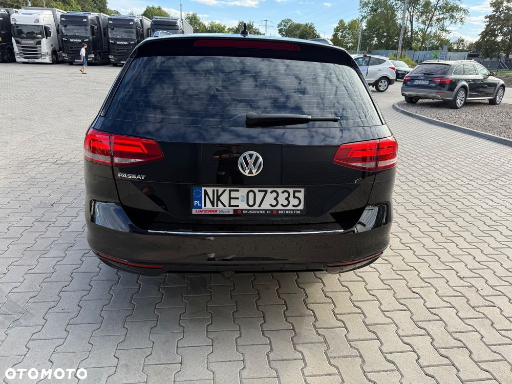 Volkswagen Passat 2.0 TDI SCR Comfortline - 7