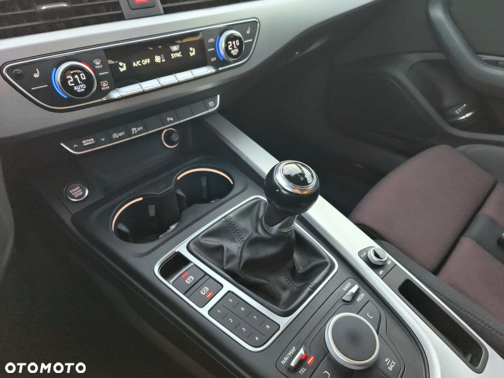 Audi A4 Avant 2.0 TDI Sport - 15