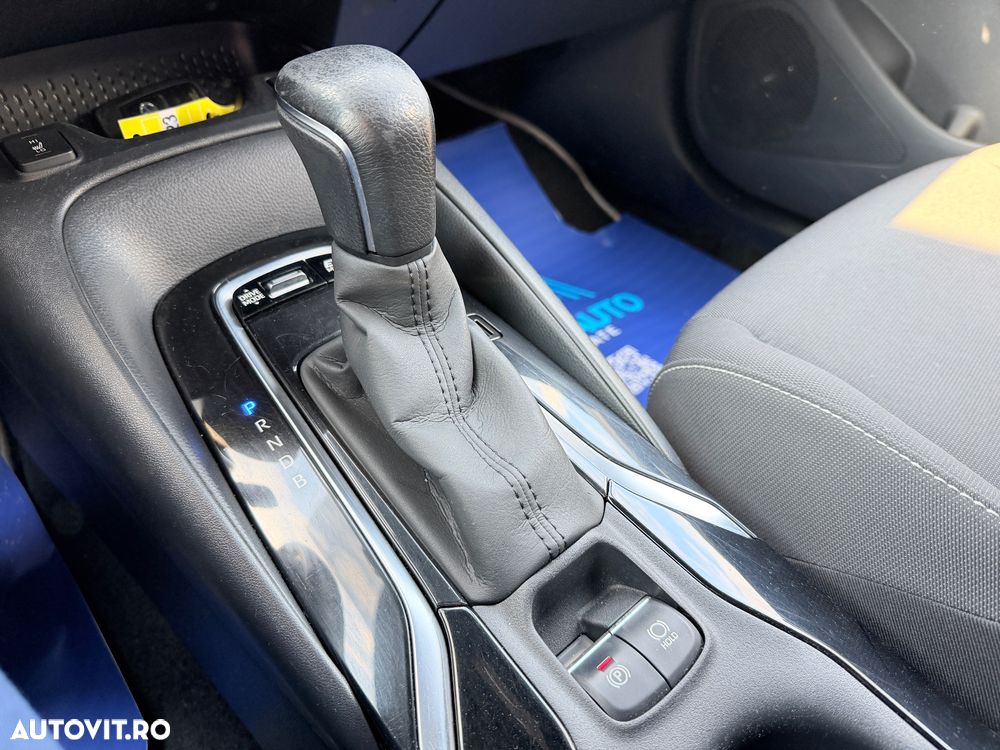 Toyota Corolla 1.8 HSD Dynamic - 21