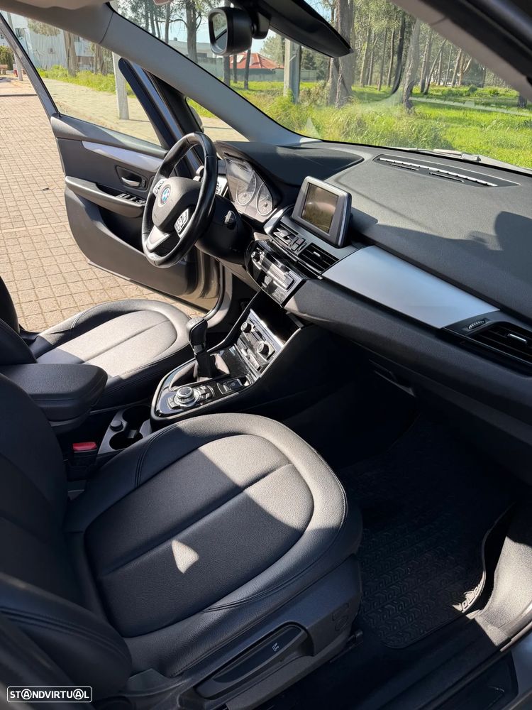 BMW 216 Gran Tourer d Luxury Line - 16