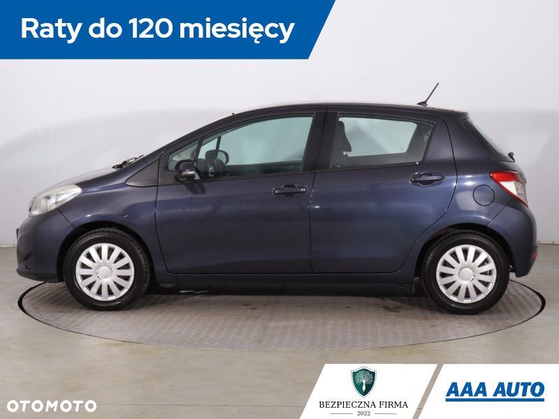 Toyota Yaris - 4