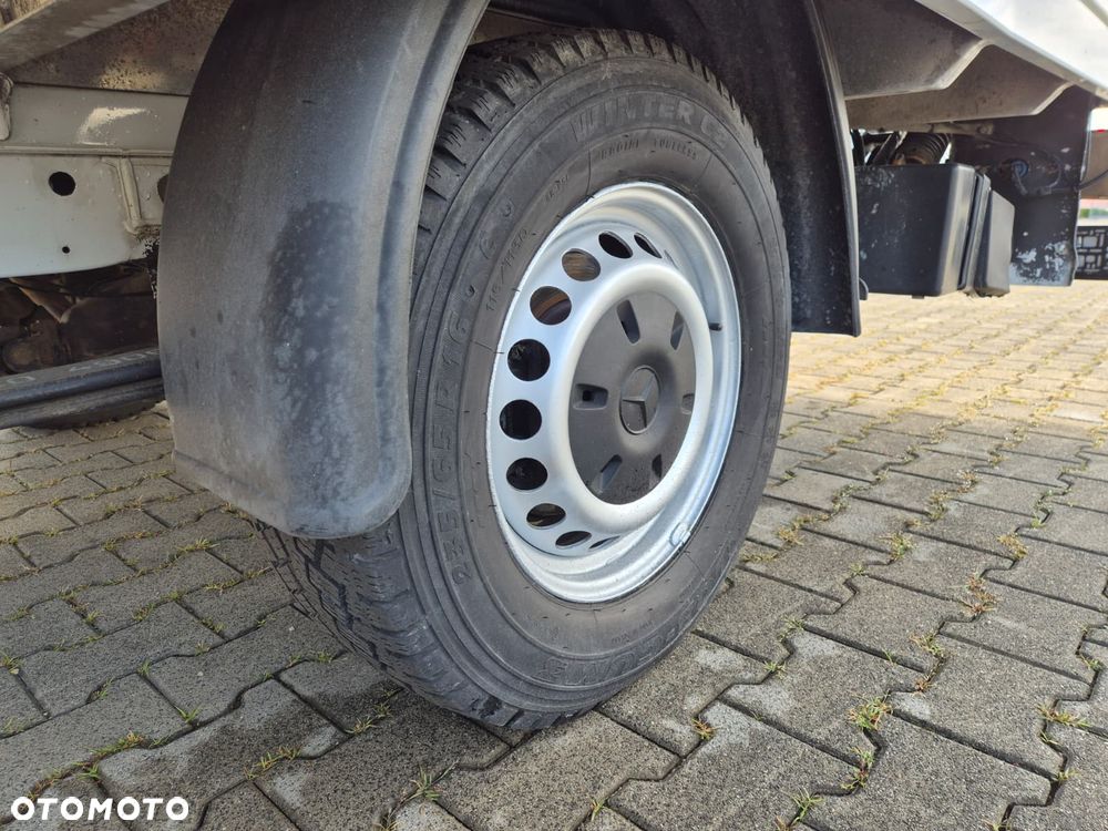 Mercedes-Benz Sprinter 316 CDi / KONTENER / 1 WŁ / WINDA PALFINGER / SOLIDNY KONTENER / 3 MIEJSCA / BEZWYPADKOWY / TEMPOMAT / PODGRZEWANY FOTEL / STAN BARDZO DOBRY - 15