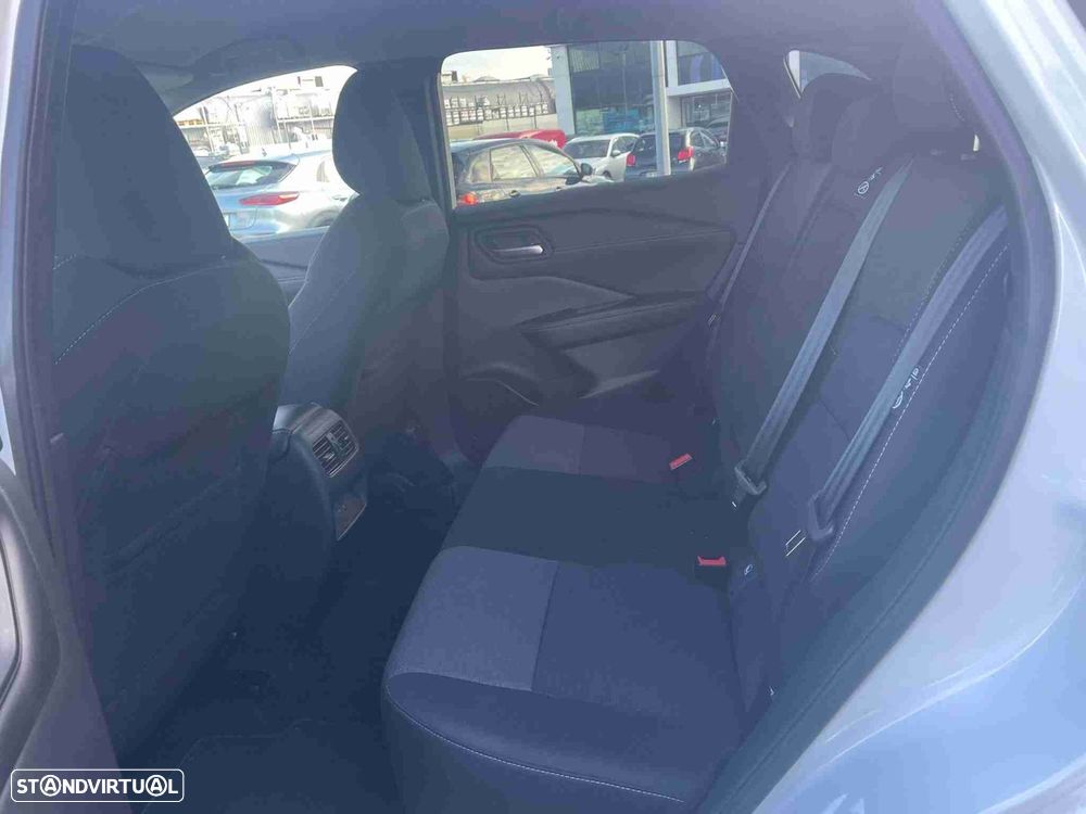 Nissan Qashqai 1.3 DIG-T N-Connecta LED - 10