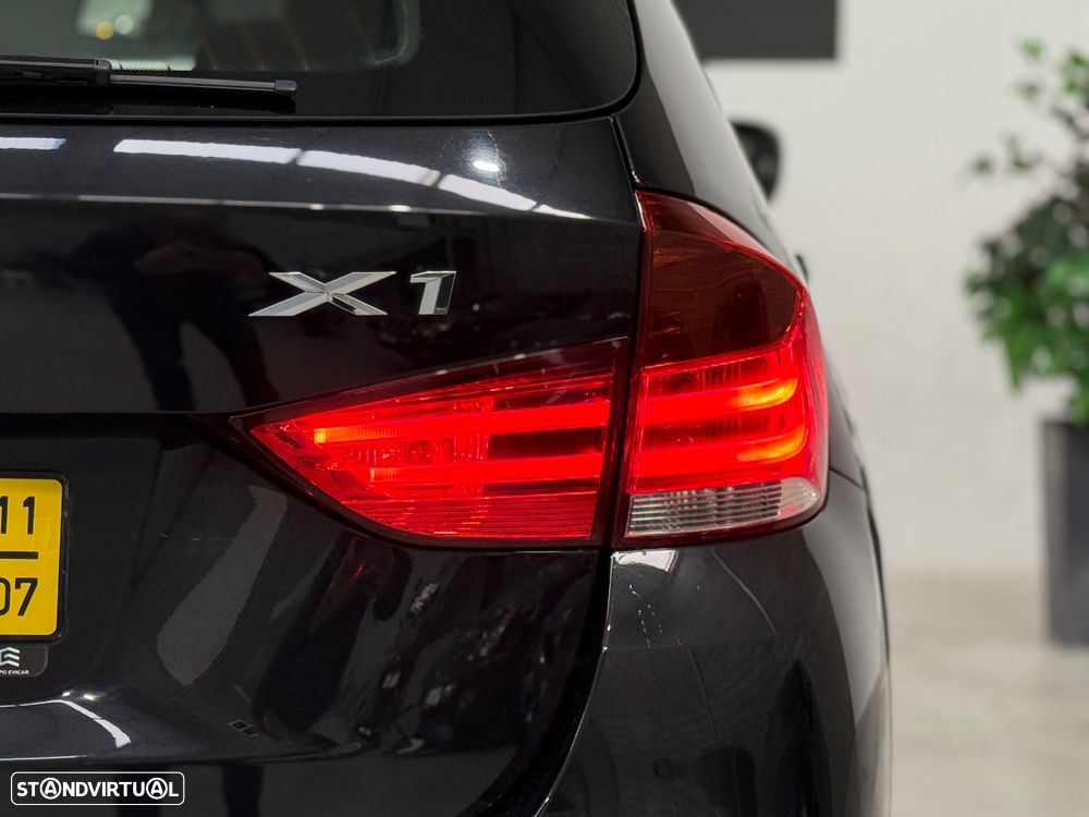 BMW X1 18 d sDrive Line Sport - 30