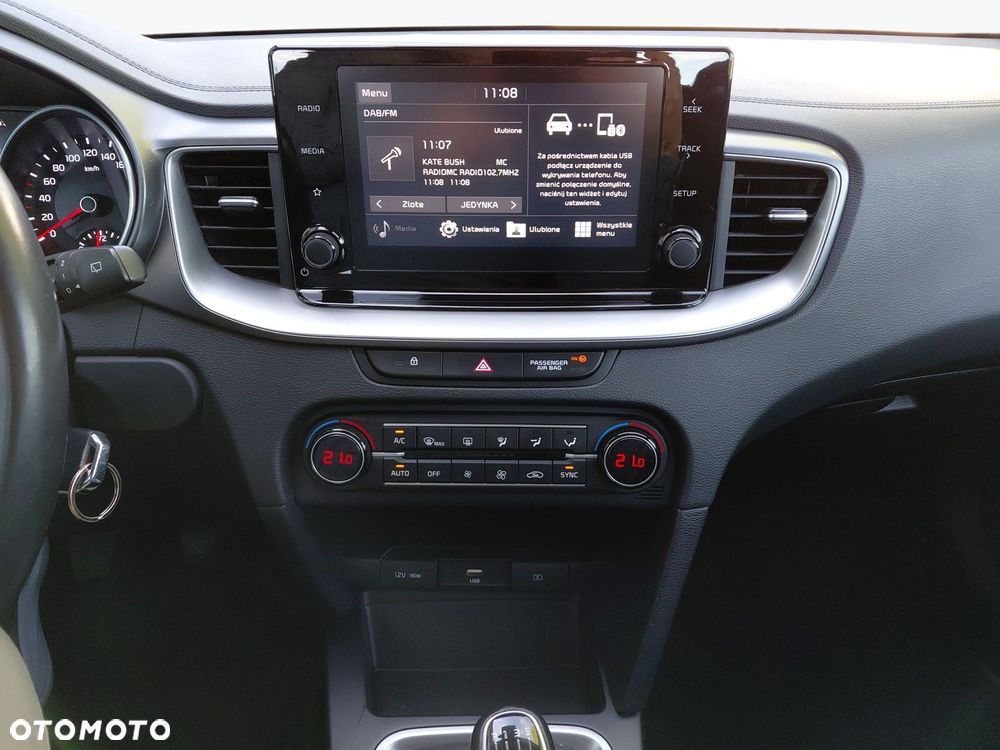 Kia Ceed 1.5 T-GDI M - 14