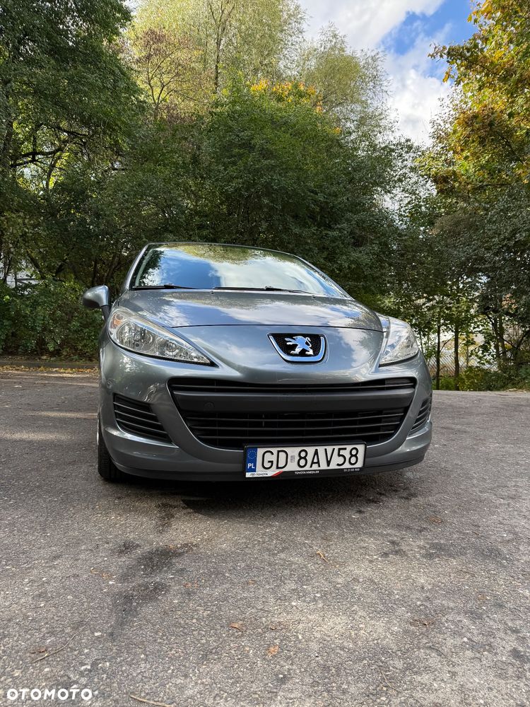Peugeot 207 2010 photo 2