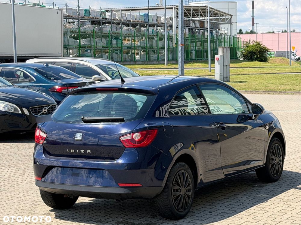 Seat Ibiza SC 1.4 16V Sport - 4
