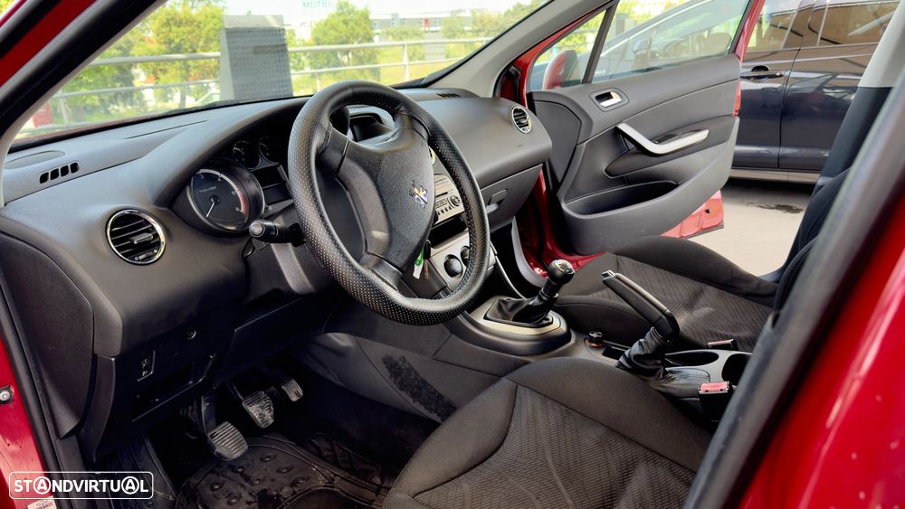 Peugeot 308 1.6 HDi Premium - 6