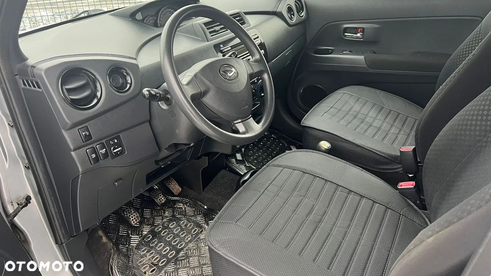 Daihatsu Materia 1.5 - 14