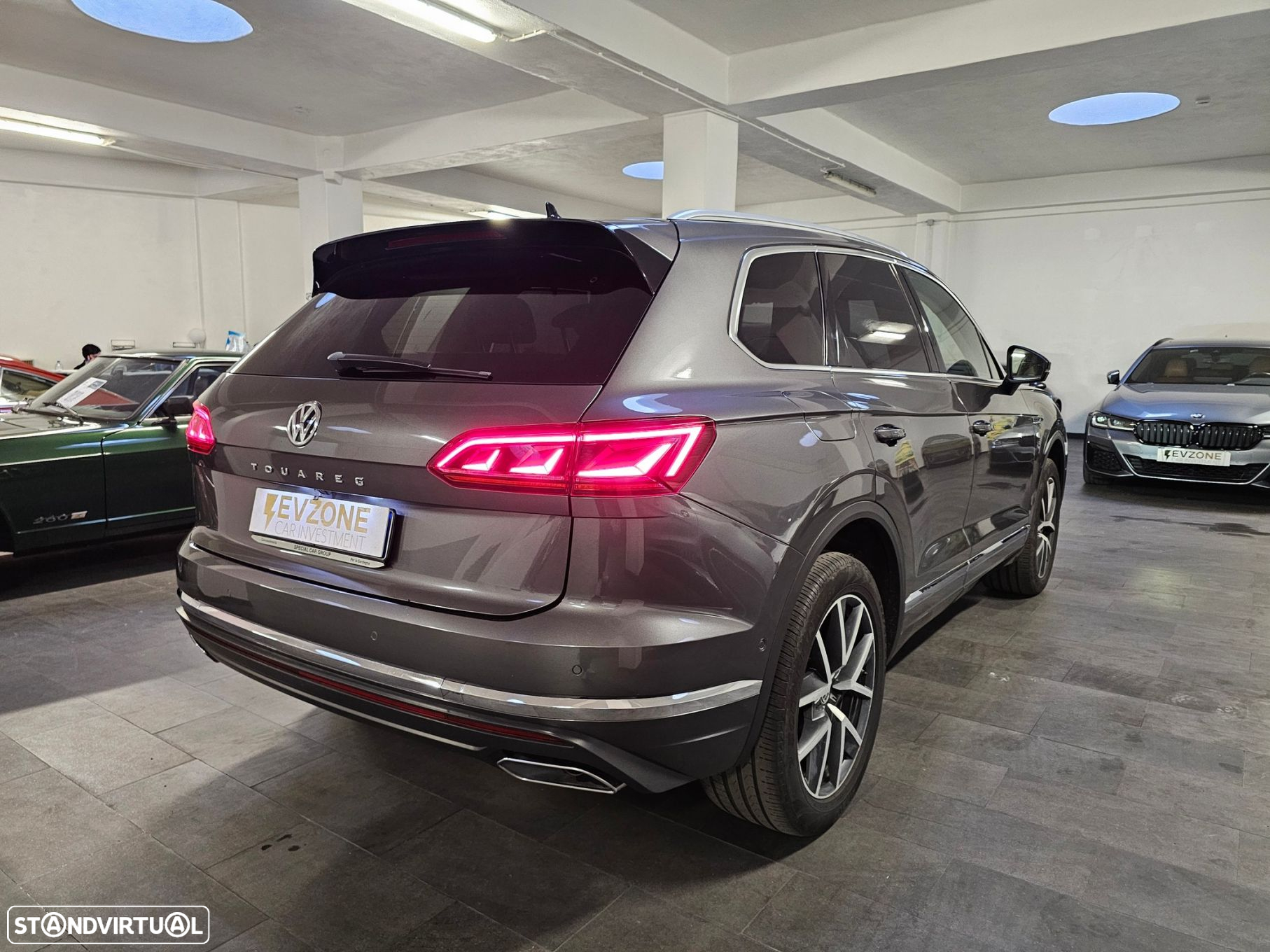 VW Touareg 3.0 TDI V6 Elegance Plus - 8