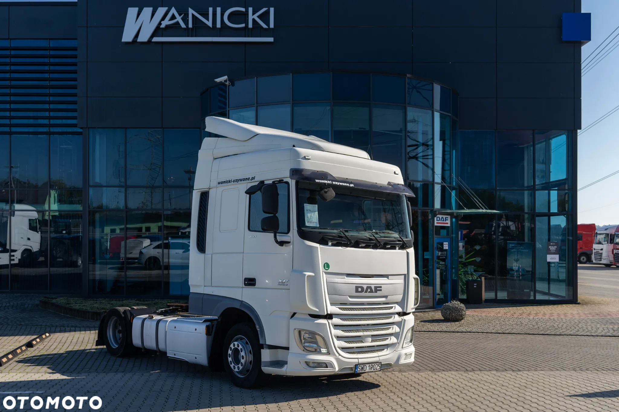 DAF FT 460 XF / LOW DECK / MEGA / SPACE CAB / MANUAL / - 4