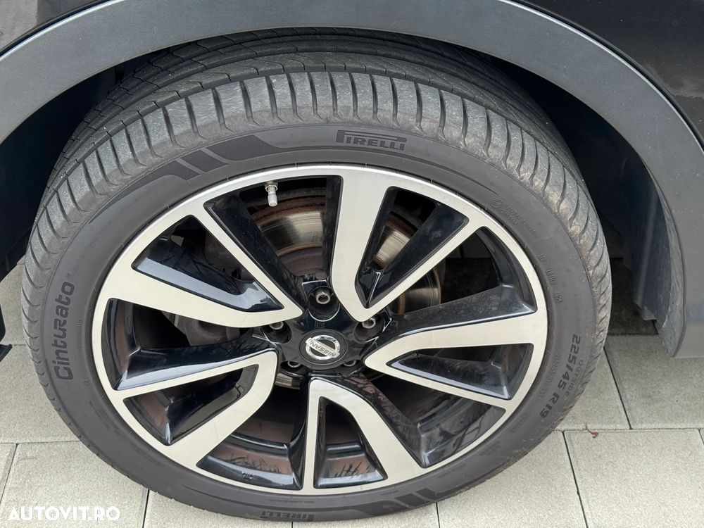 Nissan Qashqai 1.6 DCI Xtronic TEKNA - 25