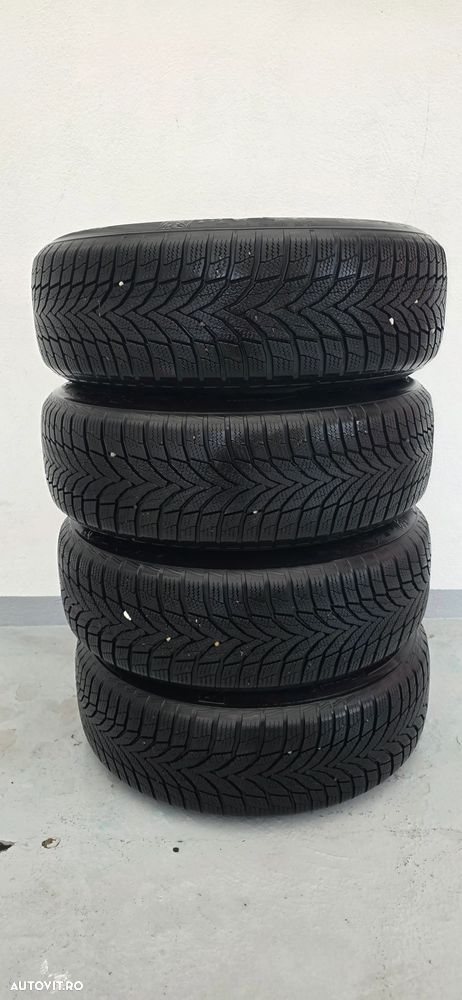 Mercedes-Benz E 200 d Aut. - 23