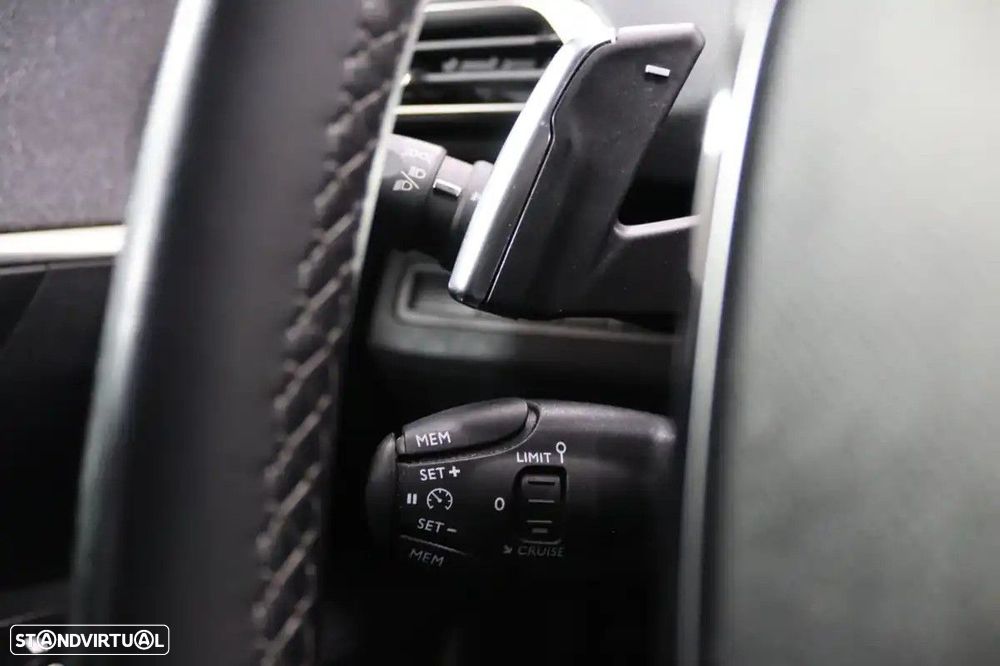 Peugeot 3008 PureTech 130 Stop & Start GPF EAT8 Allure Pack - 13