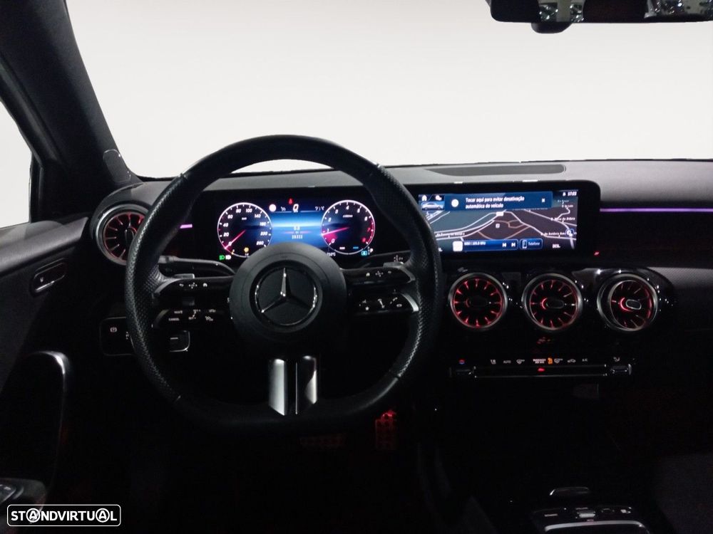 Mercedes-Benz A 200 Limousine - 12