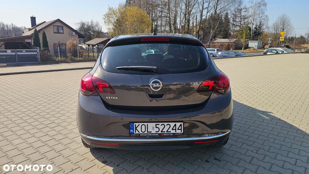 Opel Astra 1.4 Turbo Automatik - 4