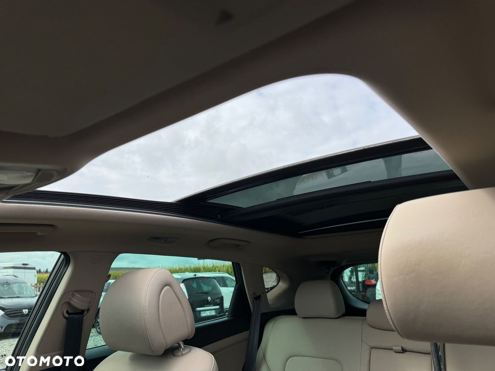 Hyundai Tucson 2.0 CRDI BlueDrive GO Plus 2WD - 18