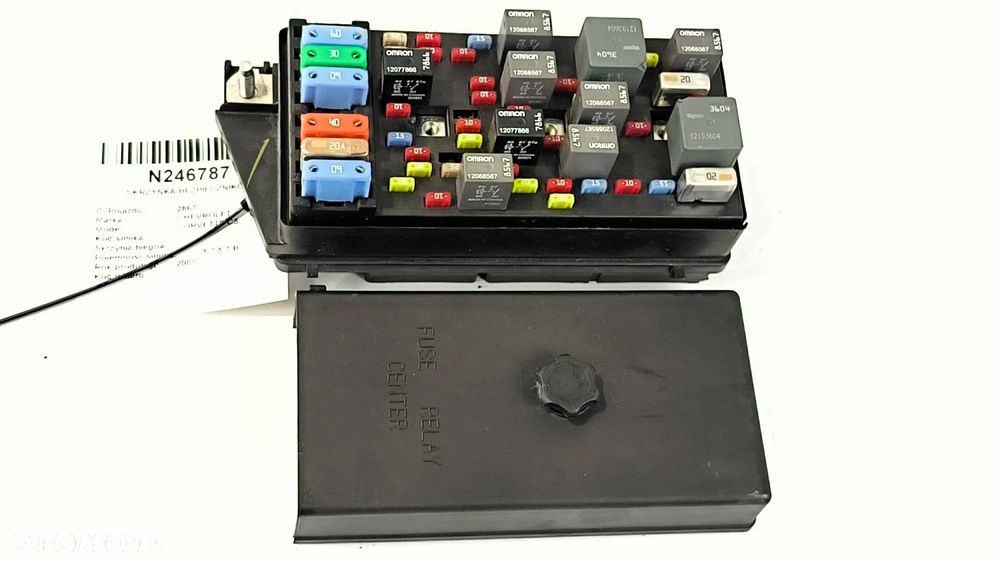 Skrzynka bezpieczników / Komplet 10443148 Chevrolet Corvette C5 Coupe 2003r. Z06 Benzyna 5,7 B - 5