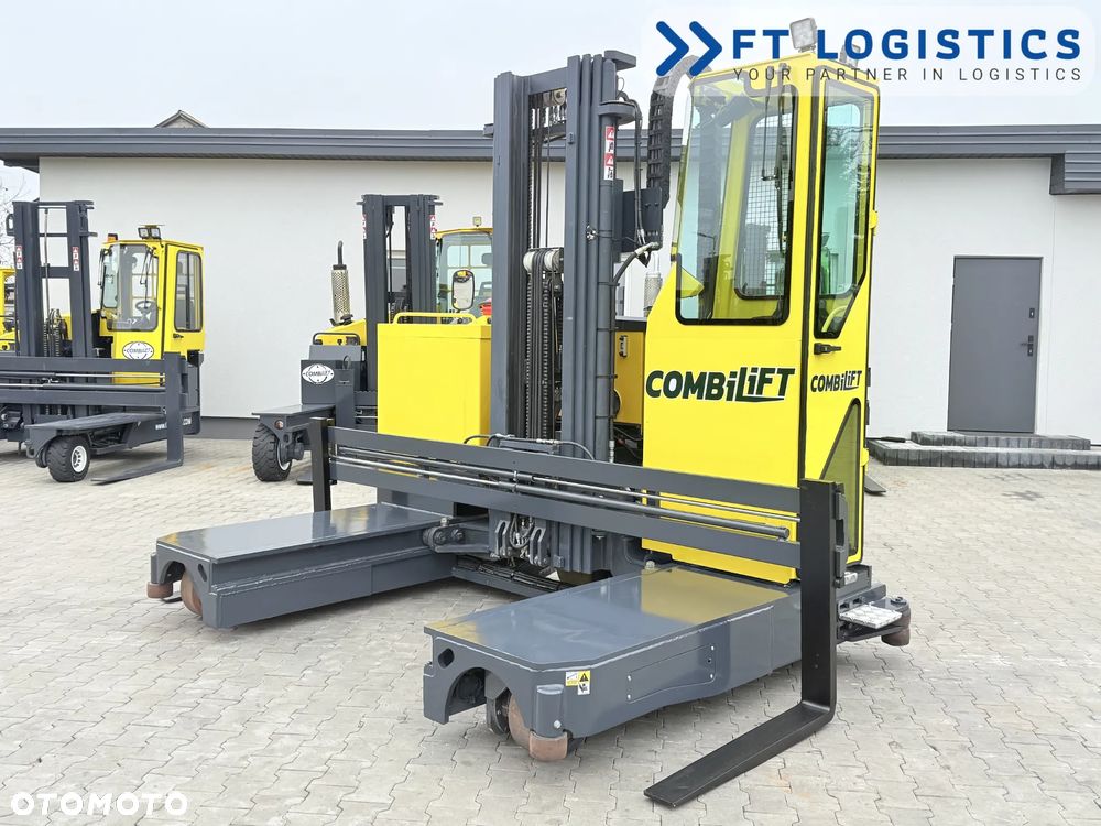 Combilift WÓZEK CZTEROKIERUNKOWY - WIELOKIERUNKOWY | COMBILIFT C3000STE | ELEKTRYCZNY | TRIPLEX 6100MM | SZEROKI POZYCJONER WIDEŁ | WOLNY SKOK | PEŁNA OGRZEWANA KABINA | STAN IDEALNY | Szeroka oferta wózków czterokierunkowych i bocznych, dopasowanych do różnorodnych potrzeb i zastosowań - 2