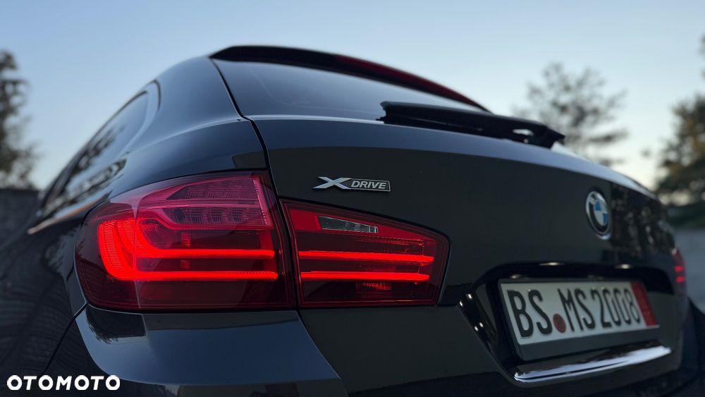 BMW Seria 5 525d - 40
