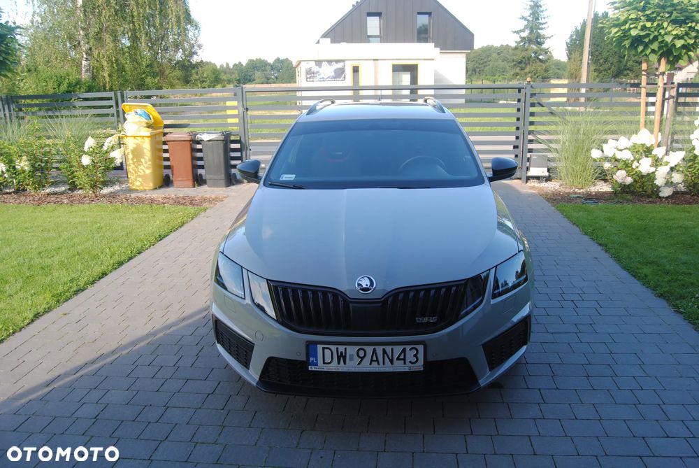 Skoda Octavia 2.0 TSI RS - 4