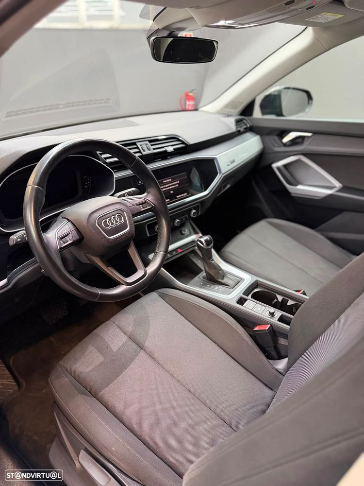 Audi Q3 45 TFSIe S tronic S line - 20