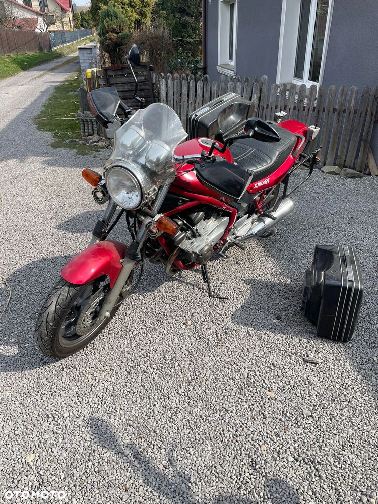 Yamaha XJ - 8